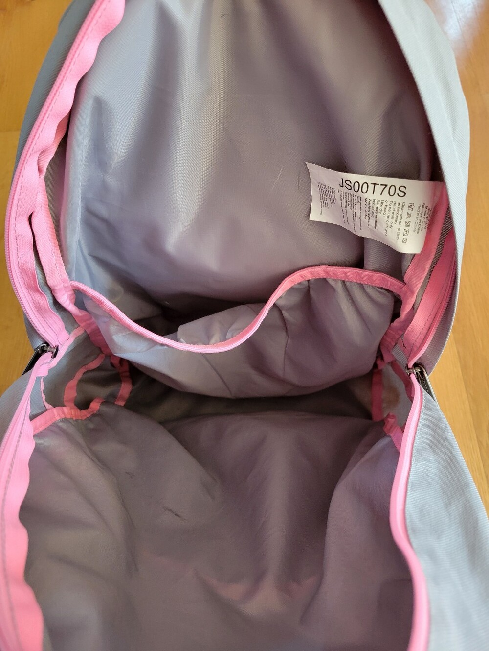 Backpack / School Bag - Picture 5 of 11